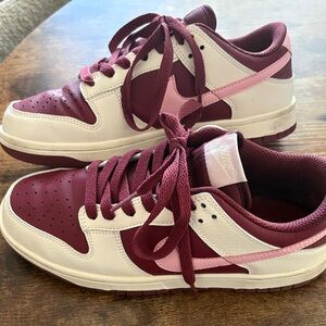 Nike Women's Burgundy and Light Pink Sneakers